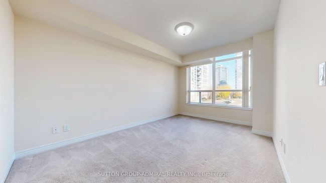 204 - 60 Disera Dr, Condo with 2 bedrooms, 2 bathrooms and null parking in Vaughan ON | Image 27