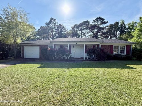 201 Greenbriar Dr, Jacksonville, NC, 28546-7206 | Card Image