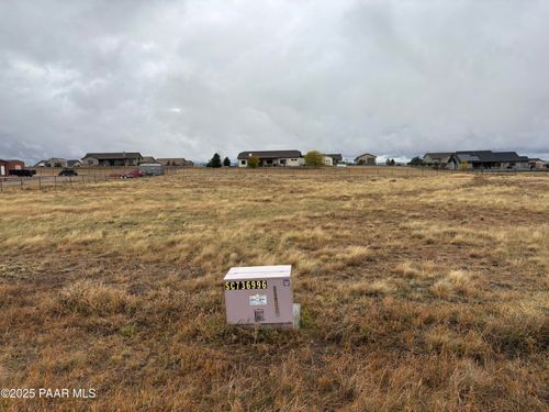 4d2 N Grass Valley Ln, Prescott Valley, AZ, 86315 | Card Image