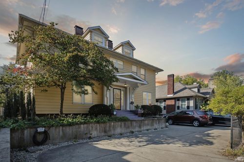 437 E Beardsley Ave, Elkhart, IN, 46514-2718 | Card Image