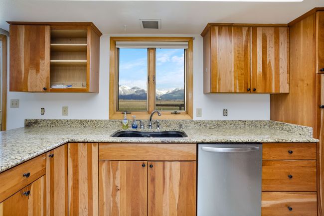 57012 Mt Hwy 212, House other with 4 bedrooms, 3 bathrooms and null parking in Charlo MT | Image 12