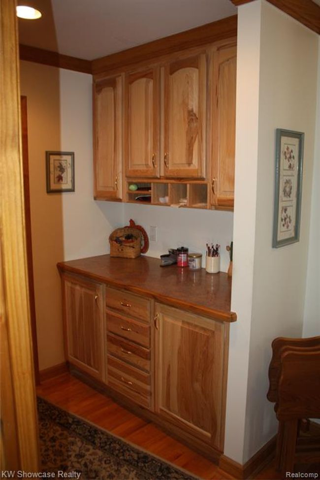 Workstation in the hallway into the master bedroom- makes for a great family "command central" to keep everyone and everything organized. | Image 23