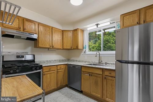 9003-9003 Manchester Rd, Silver Spring, MD, 20901-4126 | Card Image