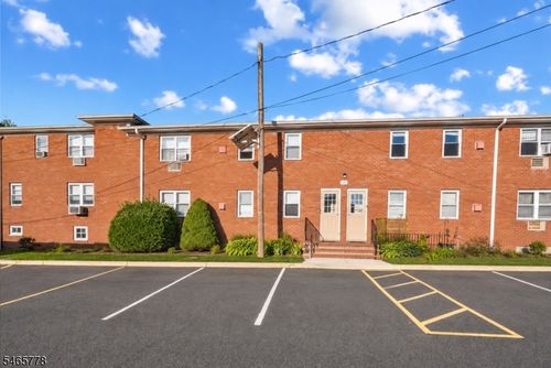 2a-49 Knox Ter, Wayne, NJ, 07470-7952 | Card Image