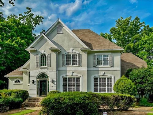 2660 Coachmans Cir, Alpharetta, GA, 30022-4001 | Card Image