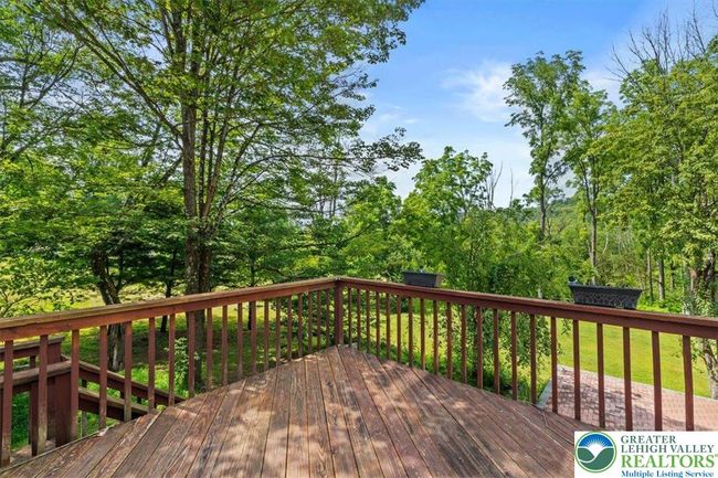 1553 Middle Rd, House other with 4 bedrooms, 5 bathrooms and null parking in Stroudsburg PA | Image 6