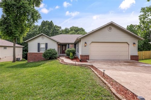 26 Cheddar Cir, Bella Vista, AR, 72715-2329 | Card Image