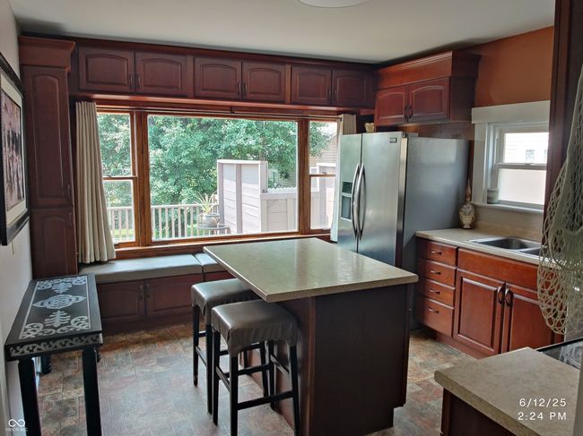 121 N Main St, House other with 3 bedrooms, 2 bathrooms and null parking in Pendleton IN | Image 9
