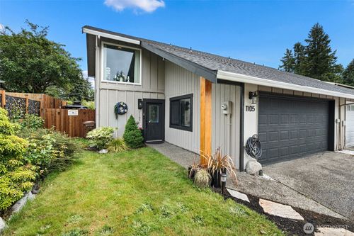 1105 N Newton St, Tacoma, WA, 98406-2137 | Card Image
