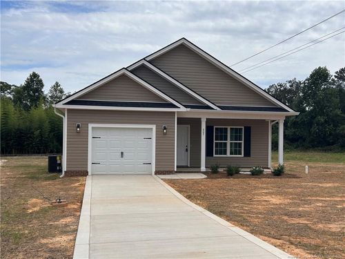 602 Cypress St, Roseboro, NC, 28382-5529 | Card Image