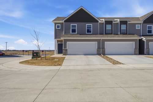 202 Ne Whitetail Ln, Ankeny, IA, 50021-1253 | Card Image