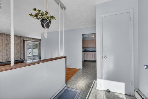 21 Lynwood Rd, Cortlandt Mnr, NY, 10567-5217 | Card Image