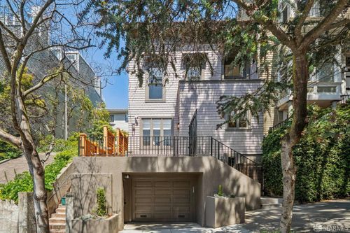 1330 Greenwich St, San Francisco, CA, 94109-1519 | Card Image