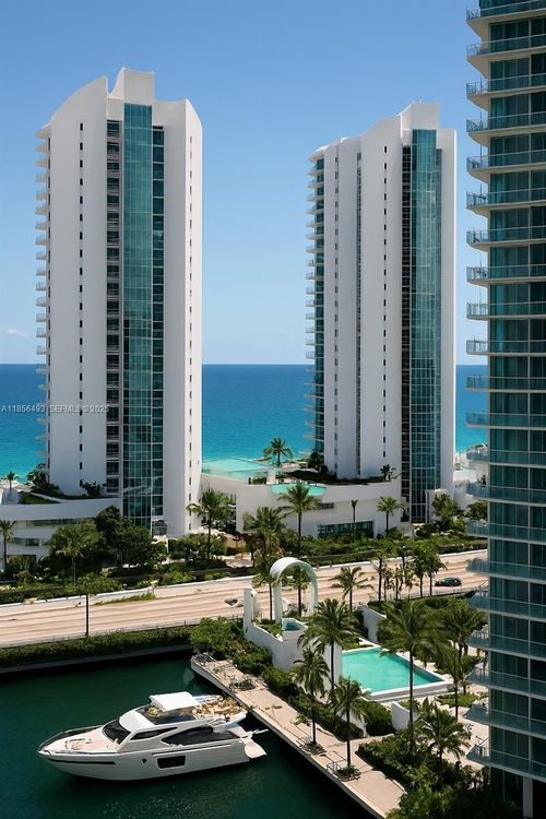 31506-250 Sunny Isles Blvd, Sunny Isles Beach, FL, 33160-4661 | Card Image