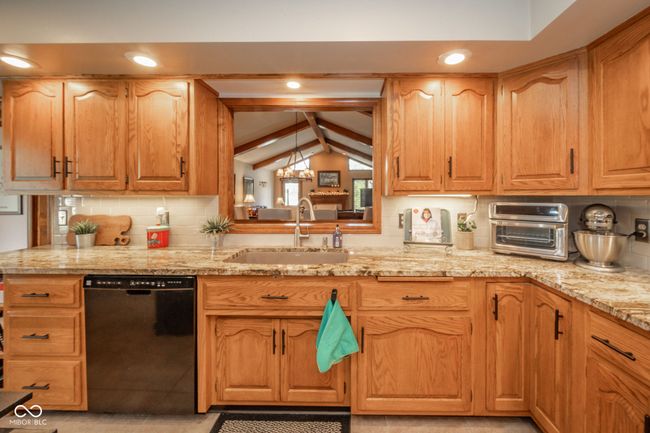 206 Somerville Rd, Condo with 3 bedrooms, 3 bathrooms and null parking in Anderson IN | Image 14