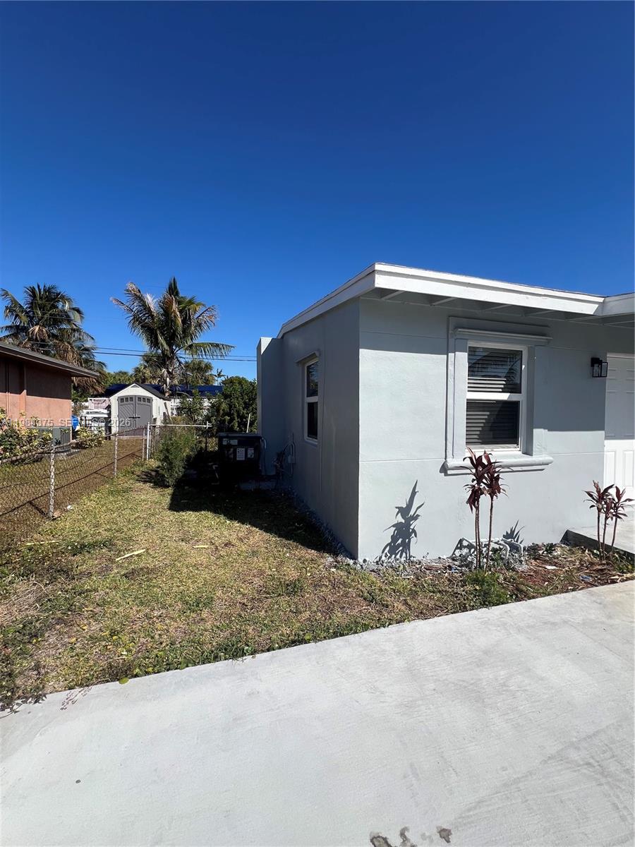 Residential Lease in Pompano Beach 2