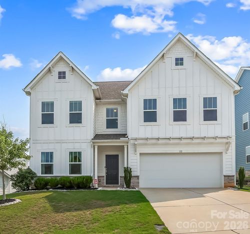 112 Divot Ln, Statesville, NC, 28677-9073 | Card Image