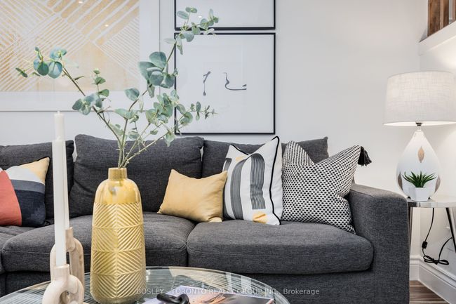 25 - 1666 Queen St E, Condo with 3 bedrooms, 1 bathrooms and null parking in Toronto ON | Image 6