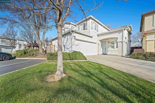 738 Marsh Pl, Fairfield, CA, 94533-8819 | Card Image