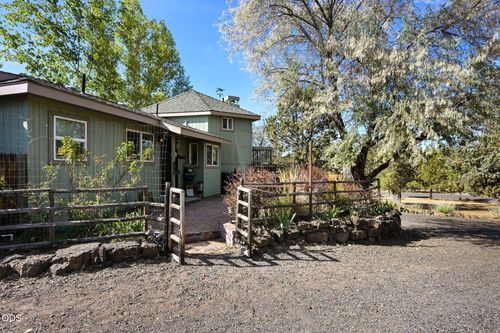 8867 Sw Shad Rd, Terrebonne, OR, 97760-7801 | Card Image