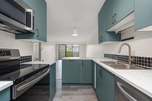 204-127 E 4th St, North Vancouver, BC, V7L1H7 | Card Image