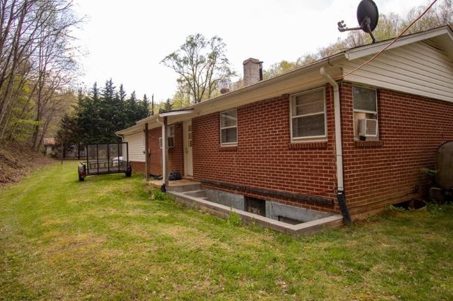 3046 Woolwine Hwy, House other with 3 bedrooms, 1 bathrooms and null parking in Stuart VA | Image 33
