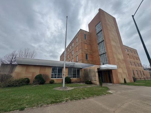 205 S 8th St, Fort Dodge, IA, 50501-4667 | Card Image