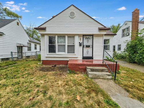 20052 Avon Ave, Detroit, MI, 48219-1556 | Card Image