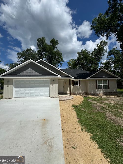 126 Rabun Ave, Reidsville, GA, 30453-5059 | Card Image