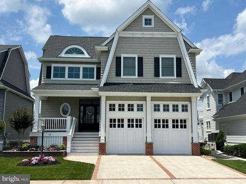 18 Grenada Ln, Ocean City, NJ, 08226-2615 | Card Image