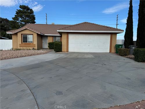 38602 Cortina Way, Palmdale, CA, 93550 | Card Image