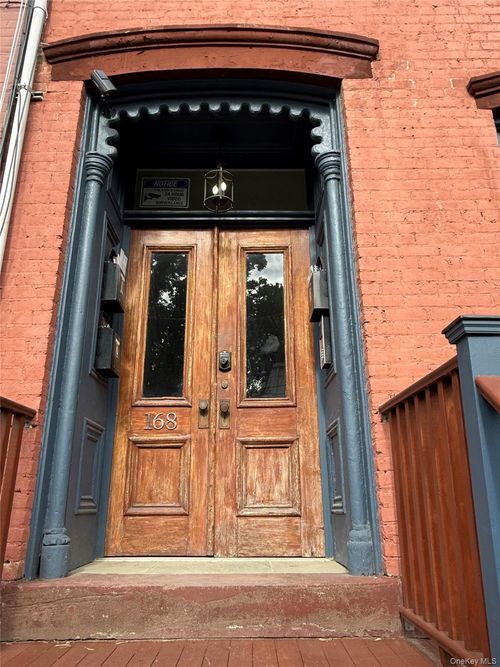 3-168 Lander St, Newburgh, NY, 12550-4588 | Card Image