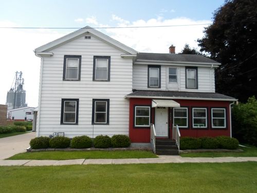 212 E Bowen St, Brandon, WI, 53919-8502 | Card Image
