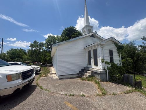 3733 Largen Hill Ct, Pulaski, VA, 24301-7129 | Card Image