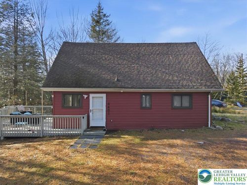 6401 Marvin Gdns, Coolbaugh Twp, PA, 18466-3257 | Card Image