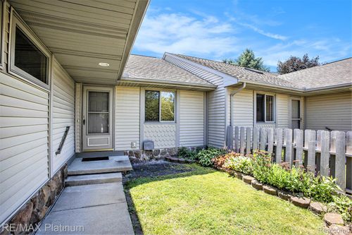 245 Addison Cir, Fowlerville, MI, 48836-7706 | Card Image