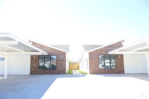 3-2300 E San Andrea St, Edinburg, TX, 78542-8315 | Card Image