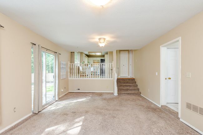 1015 163 St, House other with 3 bedrooms, 3 bathrooms and 6 parking in Surrey BC | Image 13