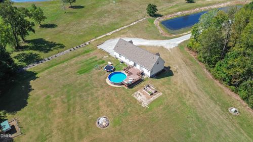 700 Mann Rd, Coats, NC, 27521-8133 | Card Image