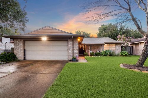 5618 Village Way Dr, Katy, TX, 77493-1255 | Card Image