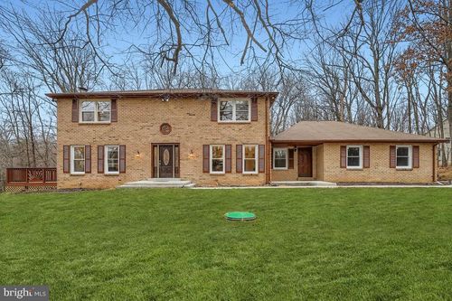 2 Houndstooth Ct, OWINGS MILLS, MD, 21117-1503 | Card Image