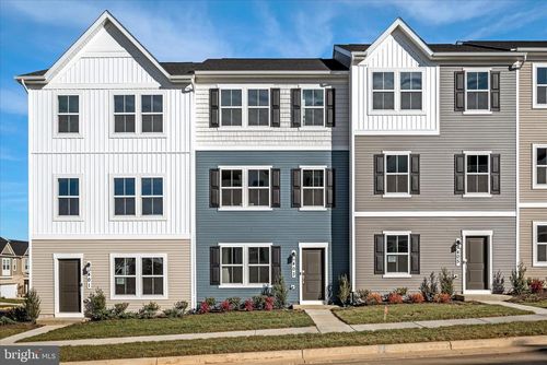 403 18th Ave, Ranson, WV, 25438-5749 | Card Image