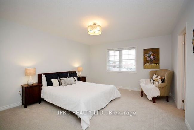 867 Fowles Crt, House attached with 4 bedrooms, 3 bathrooms and 2 parking in Milton ON | Image 30
