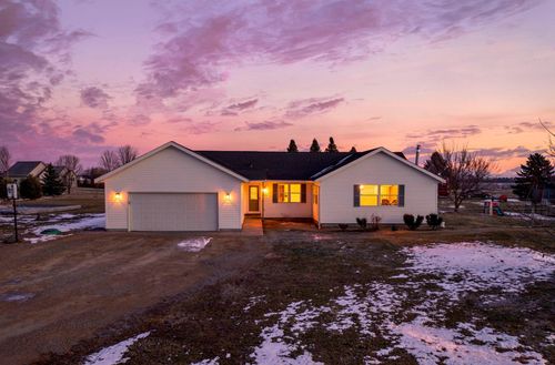 1360 214th Ave, New Richmond, WI, 54017-1068 | Card Image