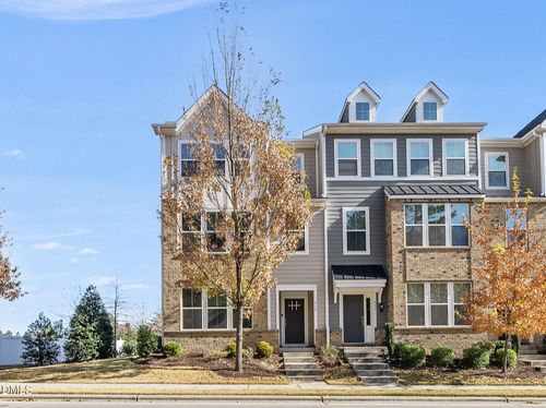 935 Parkstone Towne Blvd, Knightdale, NC, 27545-5946 | Card Image