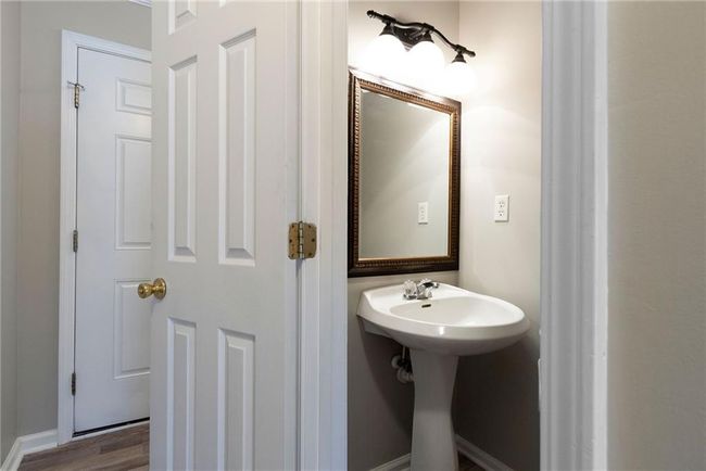 100 Avalon Dr, Condo with 2 bedrooms, 3 bathrooms and 1 parking in Calhoun GA | Image 14