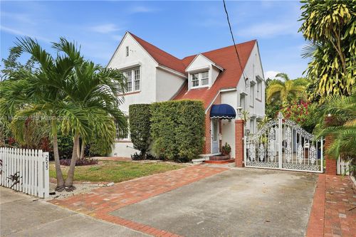 2533 Sw 5th St, Miami, FL, 33135-2915 | Card Image