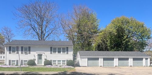 131 2nd St, Framingham, MA, 01702-7137 | Card Image