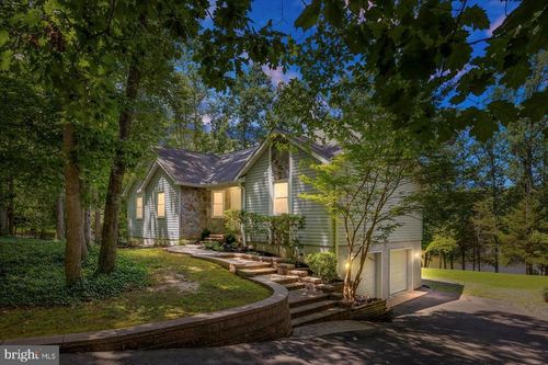 12803 Lake Wilderness Ln, SPOTSYLVANIA, VA, 22551-8124 | Card Image