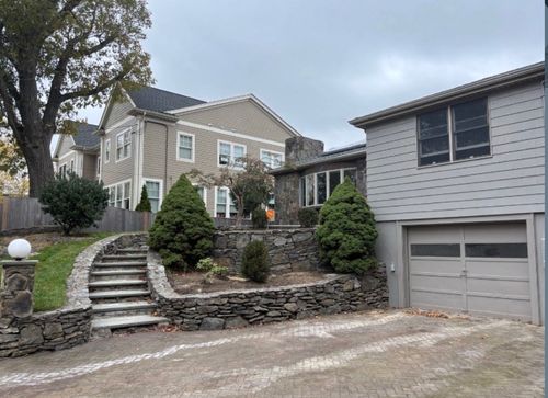 338 Langley Rd, Newton, MA, 02459-2352 | Card Image